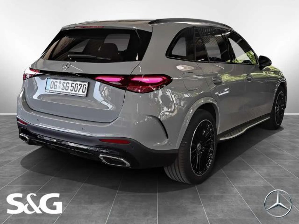 Mercedes-Benz GLC-Klasse GLC 300 4MATIC AMG Line GLC 300 d
