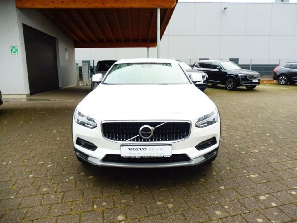 Volvo V90 Cross Country