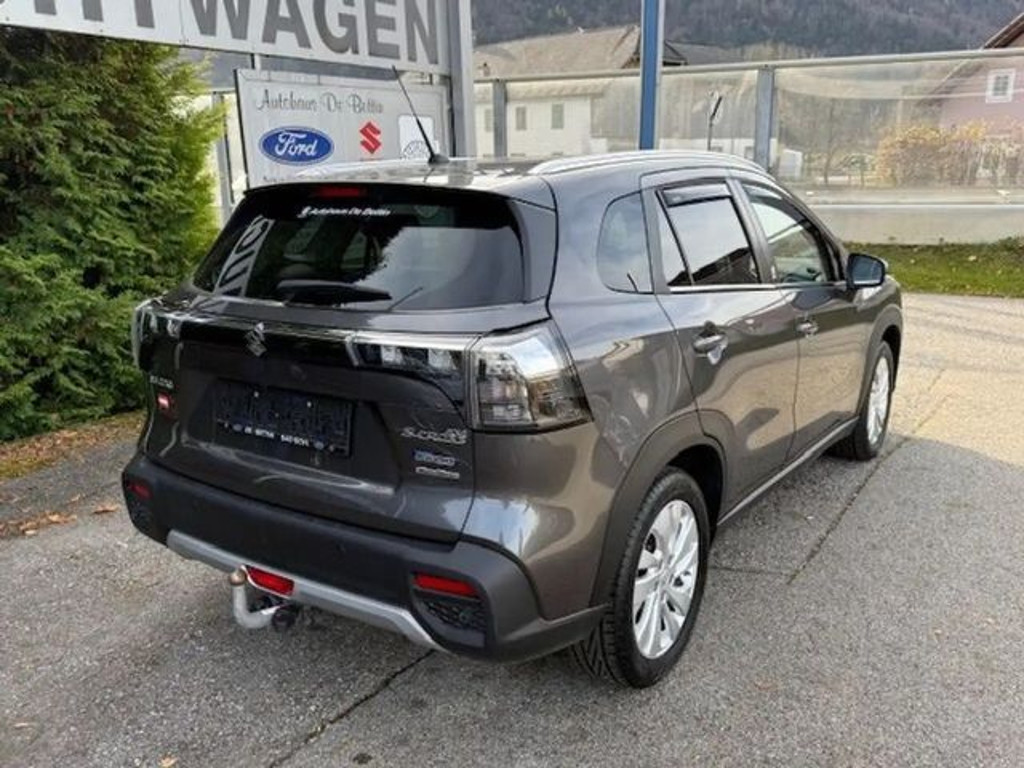 Suzuki S-Cross