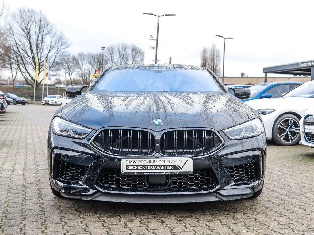 BMW M8