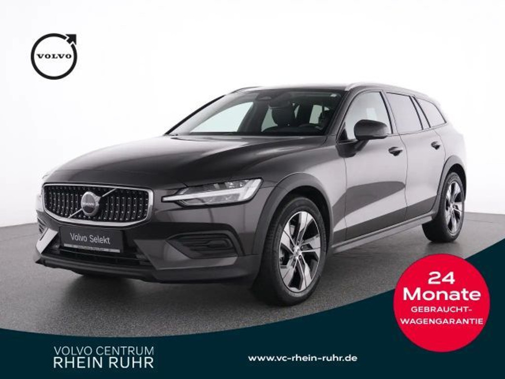 Volvo V60 Cross Country AWD Plus