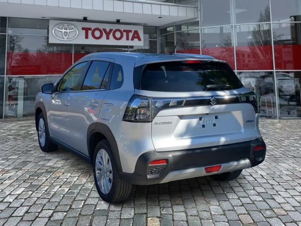Suzuki S-Cross