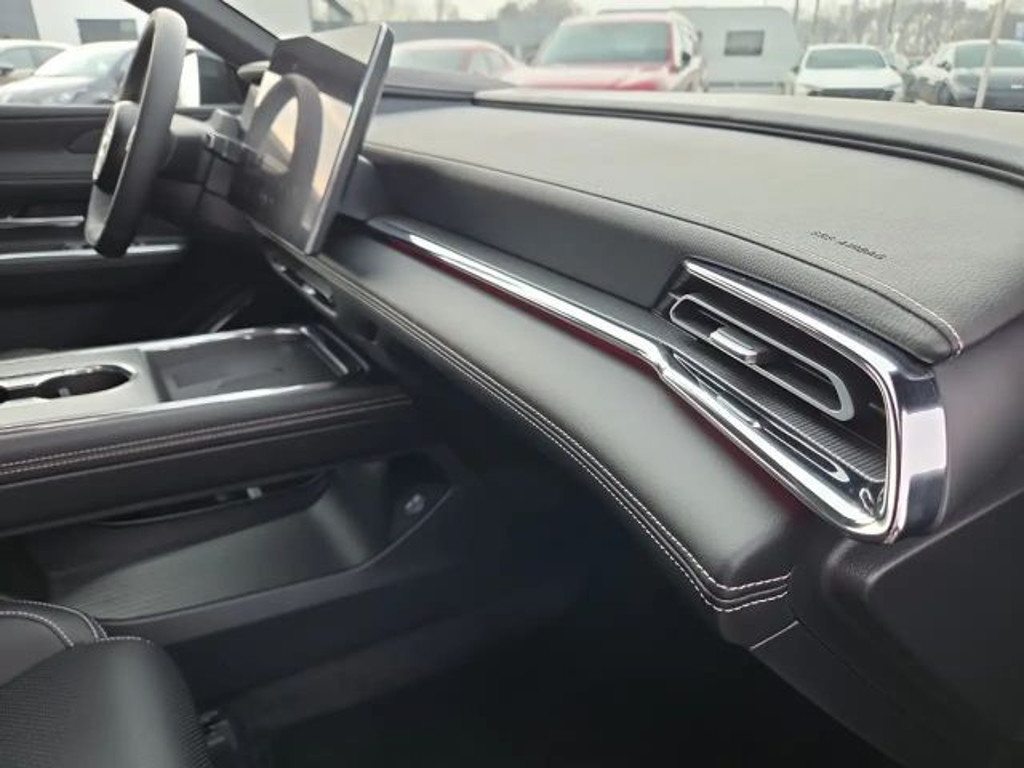 Mazda 6e