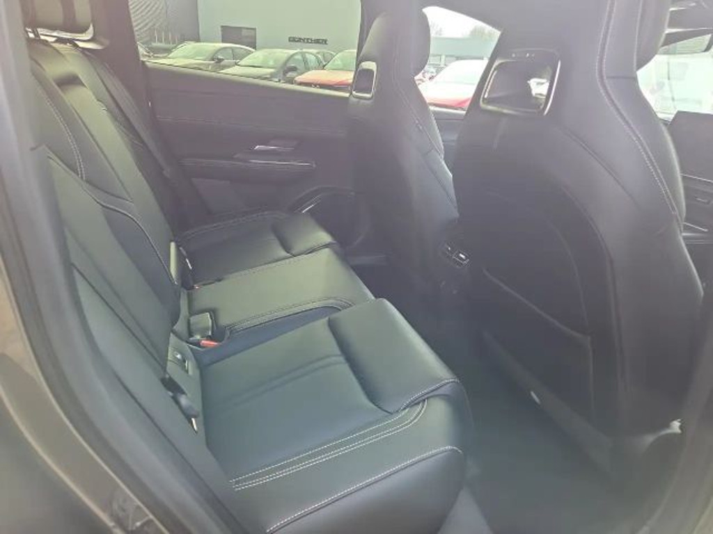 Mazda 6e