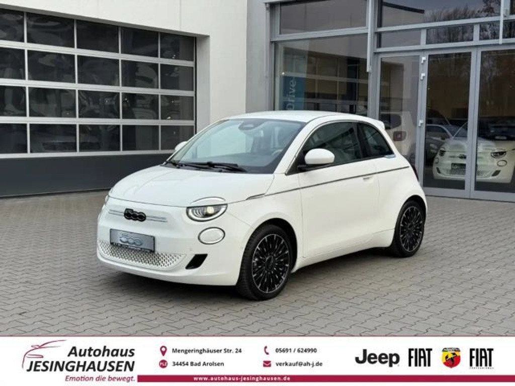 Fiat 500e La Prima