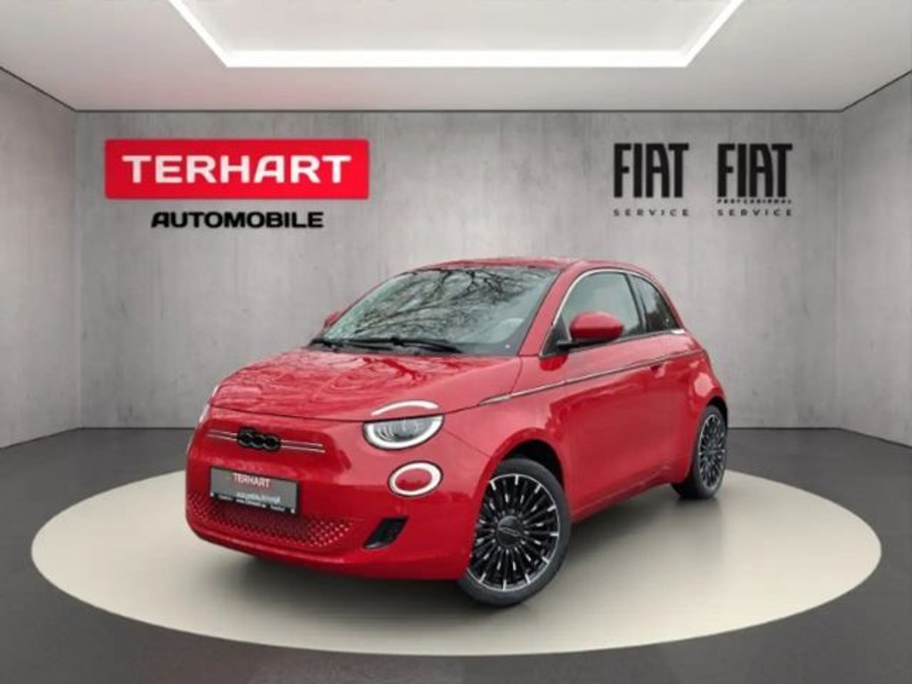 Fiat 500e La Prima