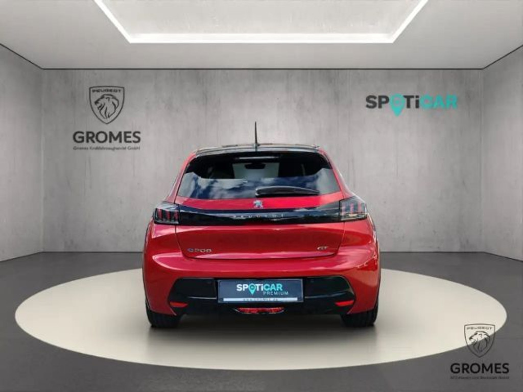 Peugeot e-208