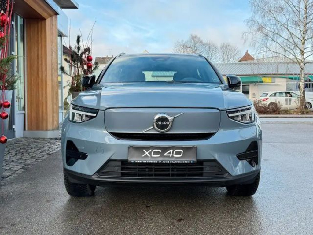 Volvo XC40 Recharge Core