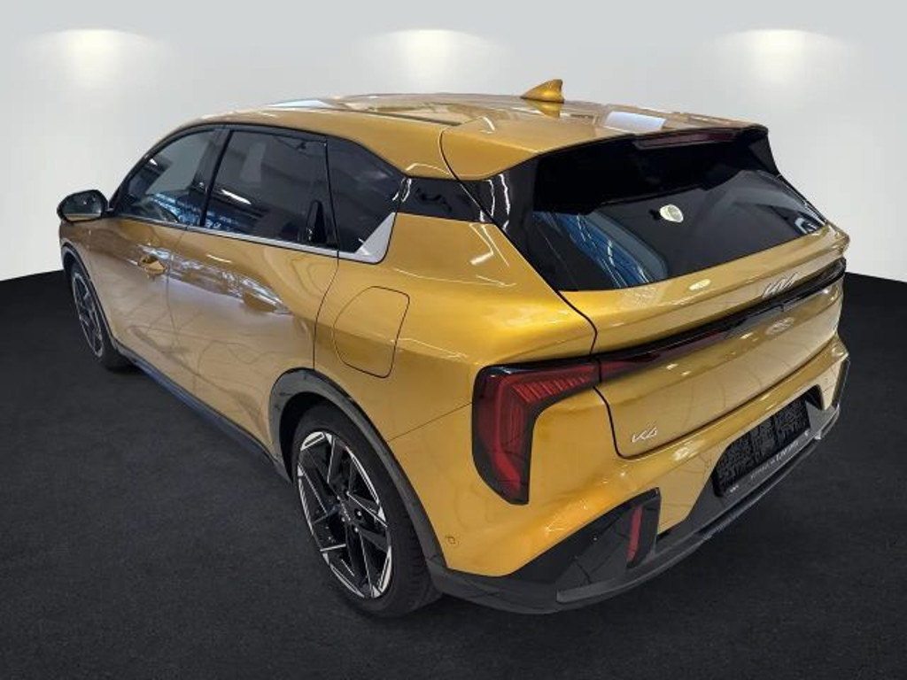 Kia K4