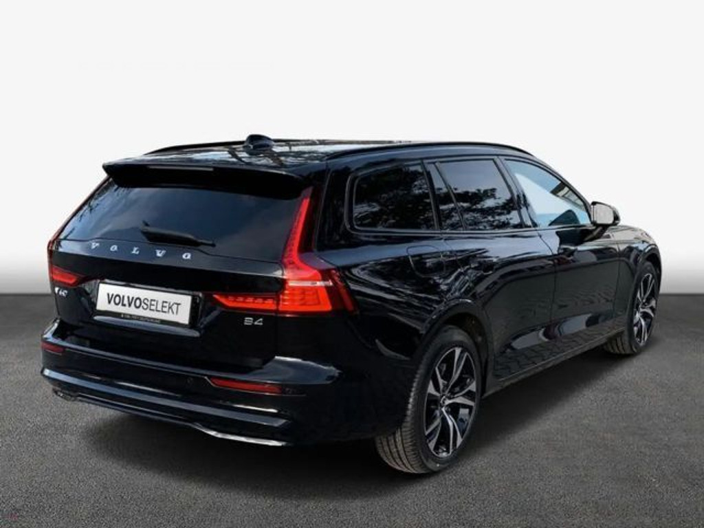 Volvo V60 Plus Dark