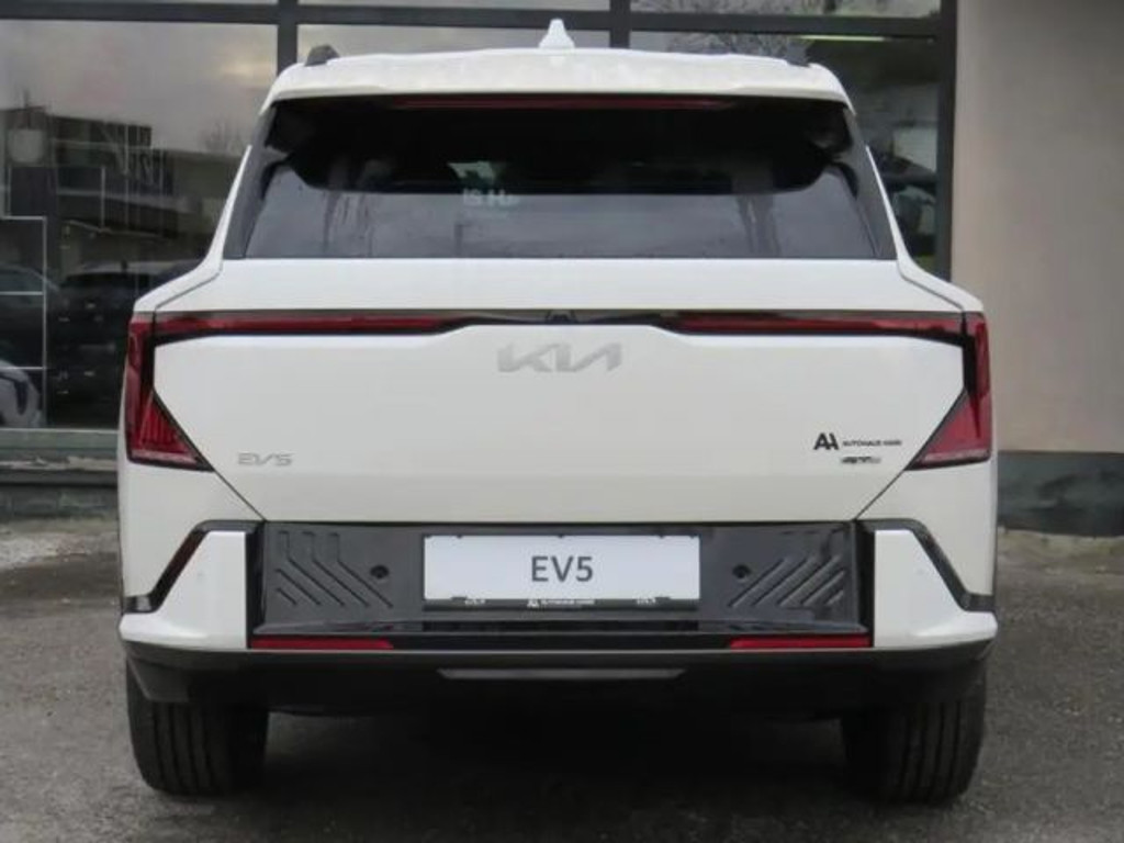 Kia EV5