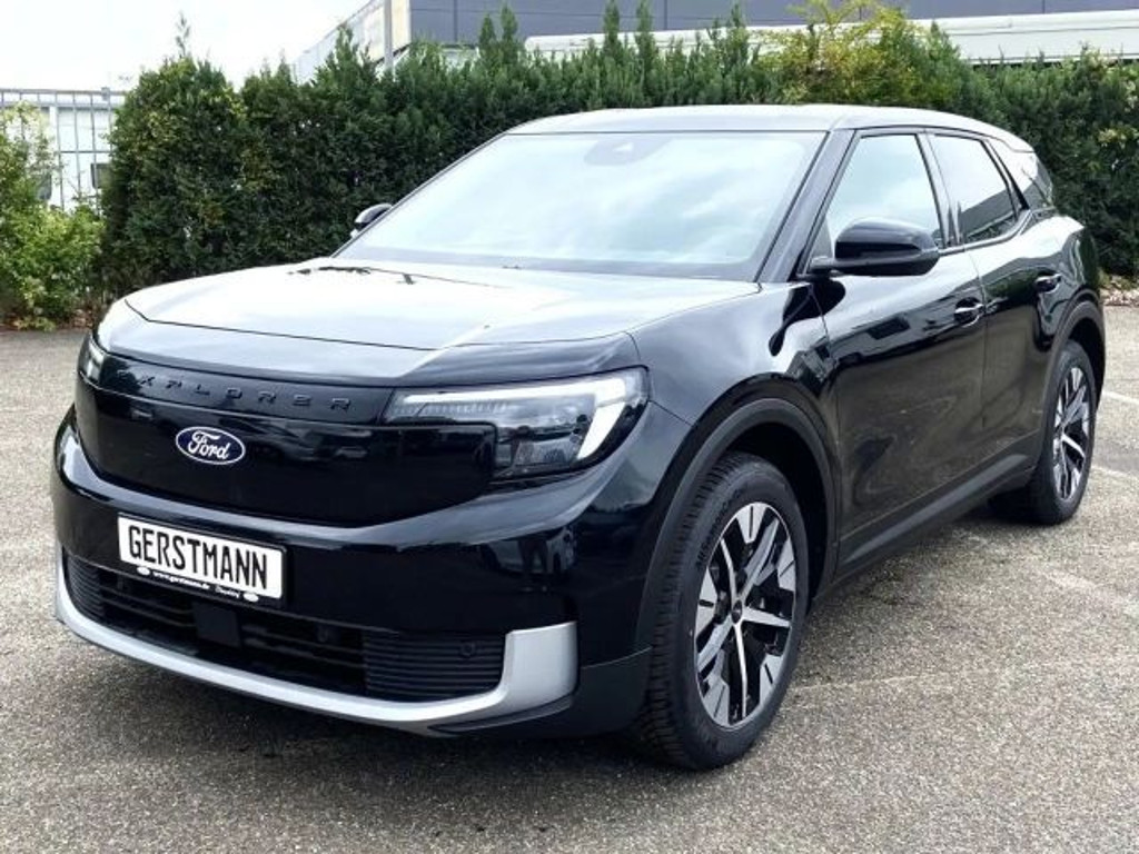 Ford Explorer RWD Extended range