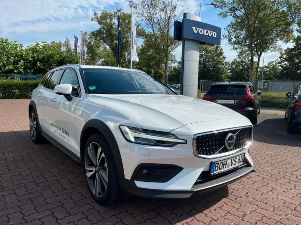 Volvo V60 Cross Country