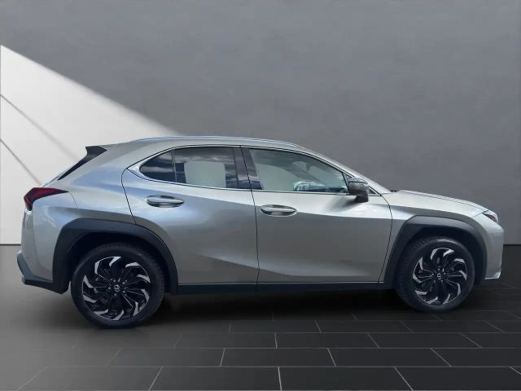 Lexus UX 250h