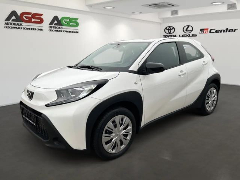 Toyota Aygo X Business Hatchback