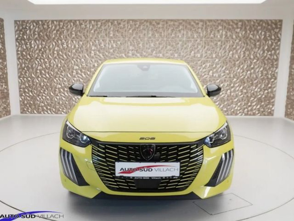 Peugeot e-208