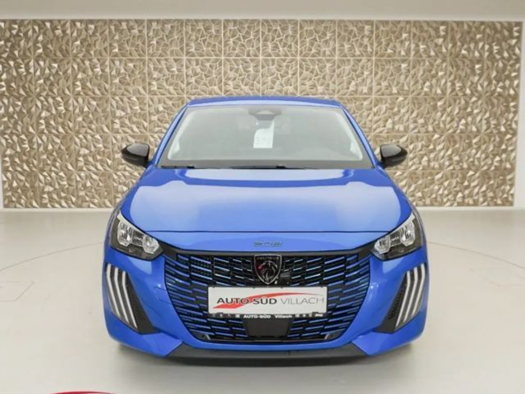 Peugeot e-208