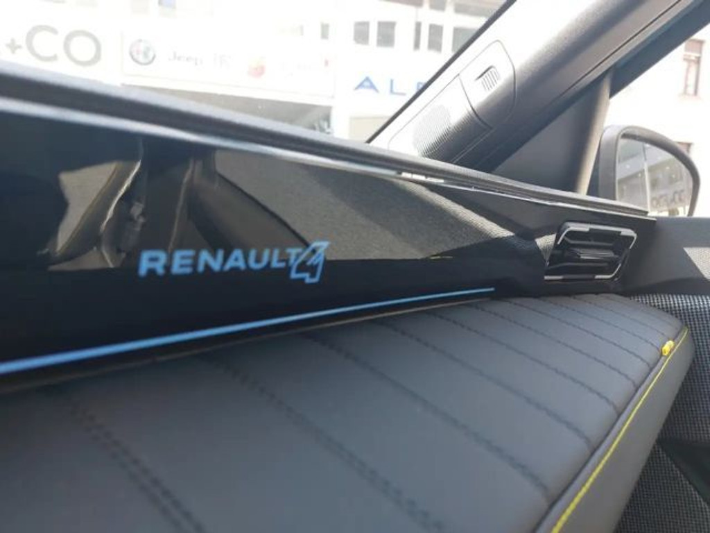 Renault 4