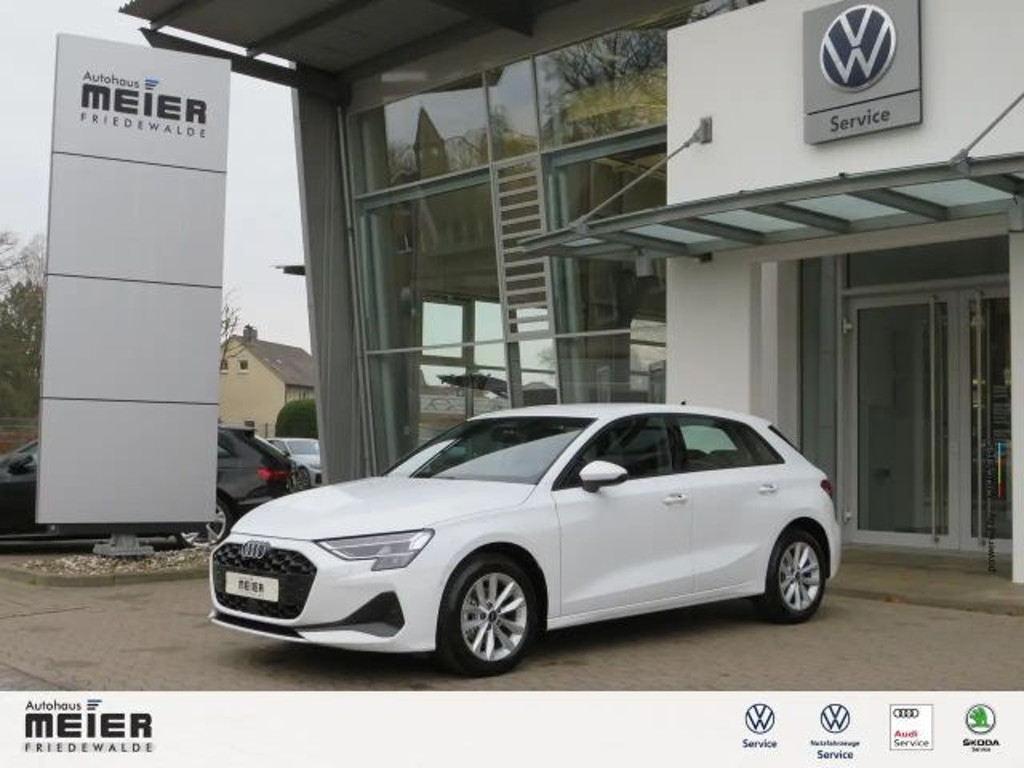 Audi A3 Sportback Sedan S-Tronic 35 TFSI