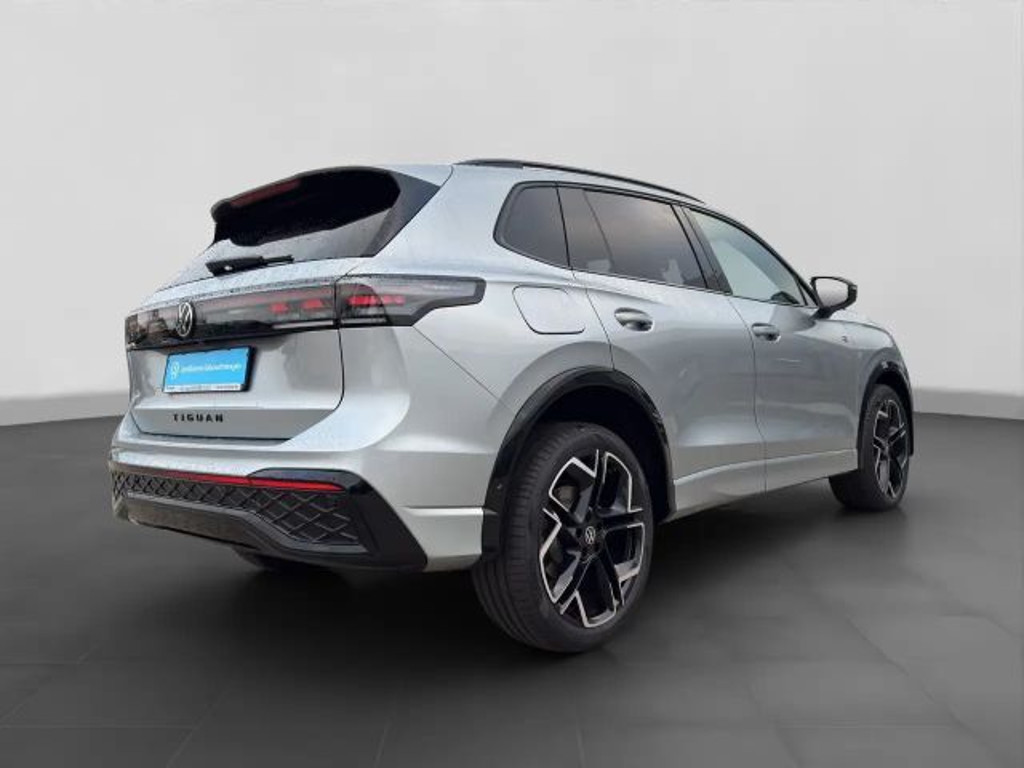 Volkswagen Tiguan DSG R-Line 2.0 TSI