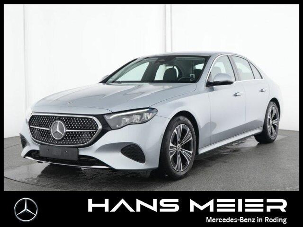 Mercedes-Benz E-Klasse E 220 4MATIC AVANTGARDE E 220 d Sedan
