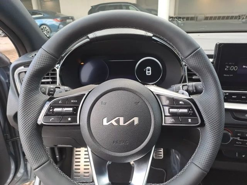 Kia ProCeed