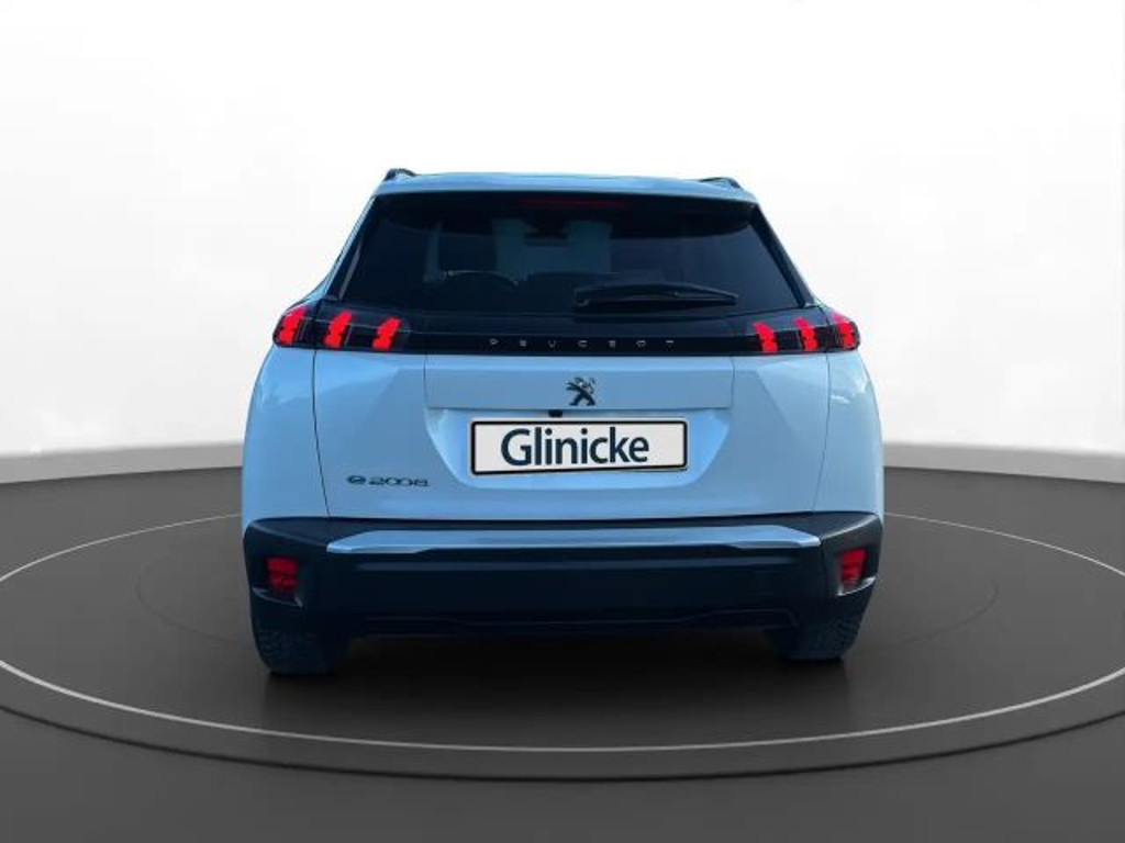 Peugeot e-2008