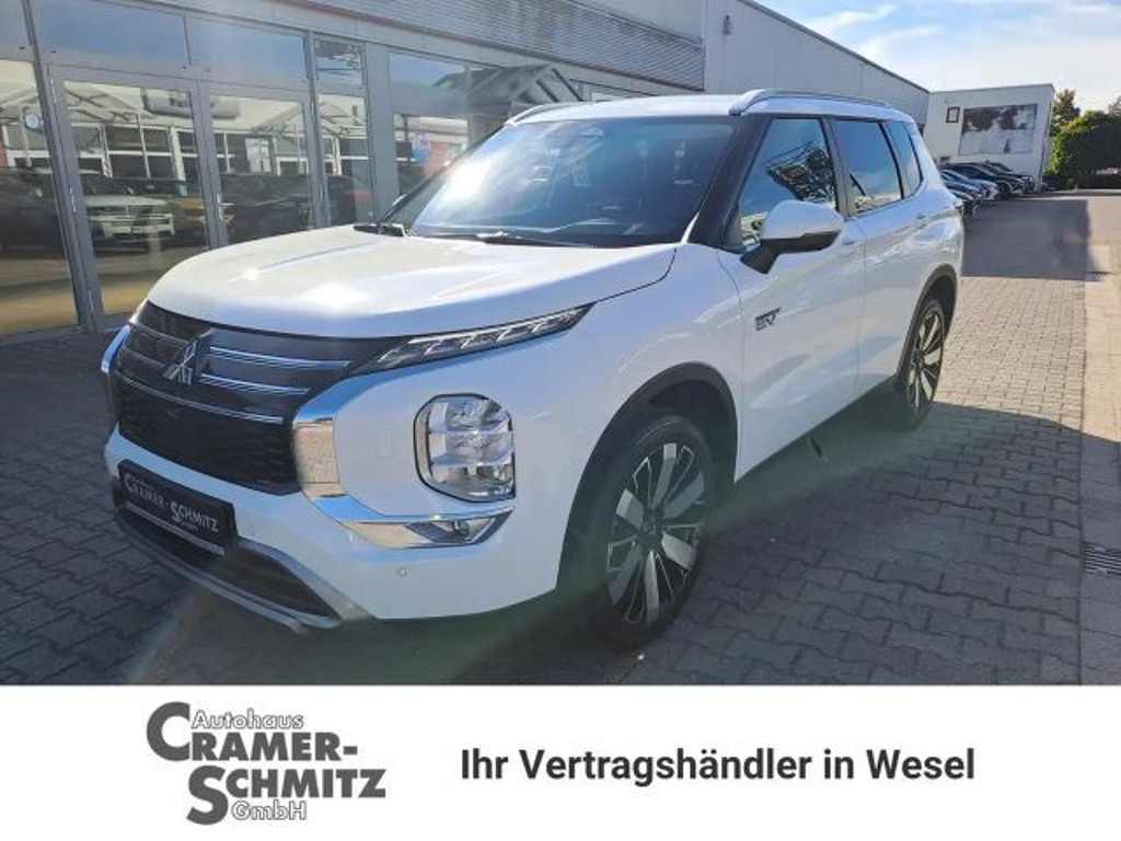 Mitsubishi Outlander PHEV 4WD