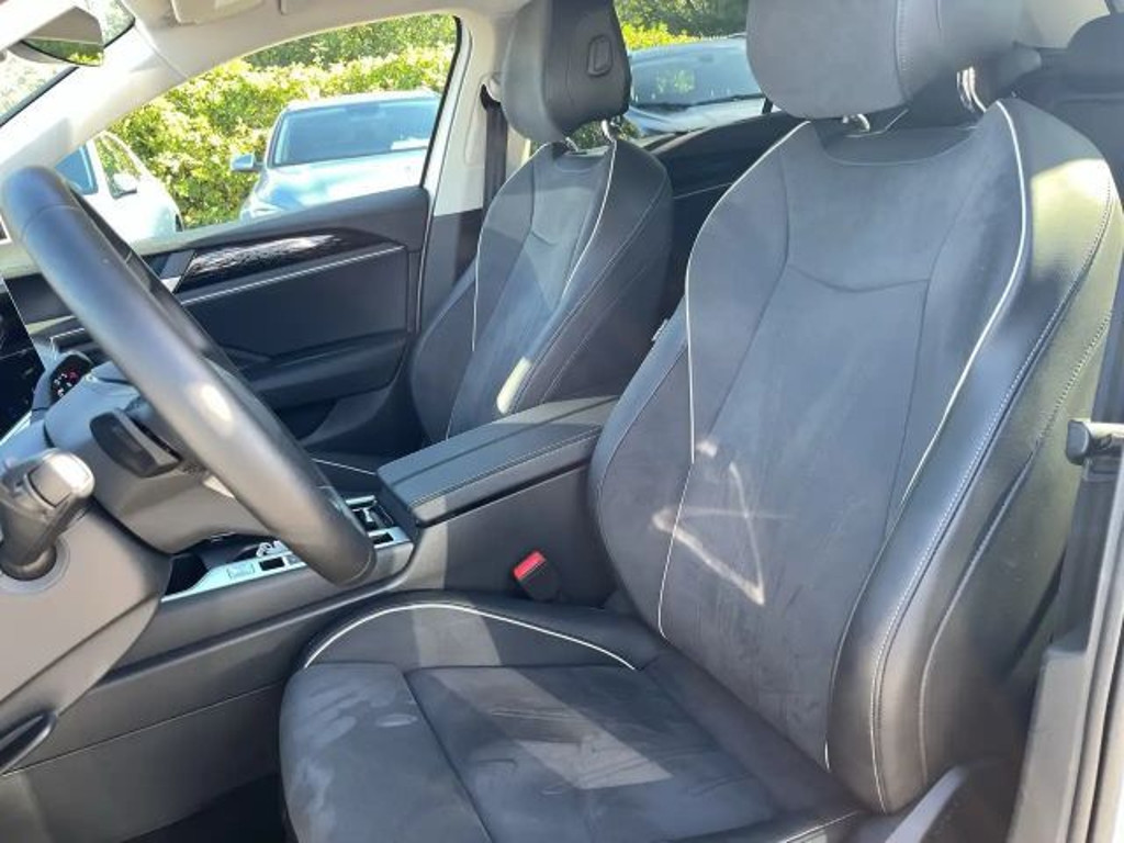 Volkswagen Passat Variant IQ.Drive 2.0 TDI Elegance Elegance