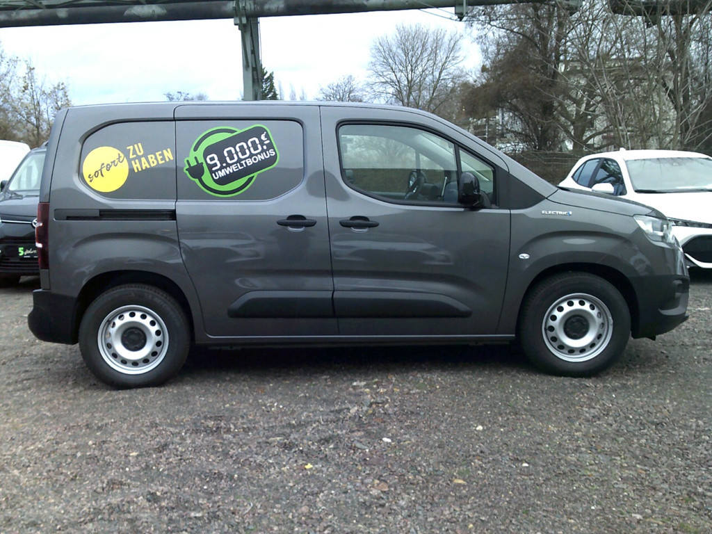 Toyota Proace City EV