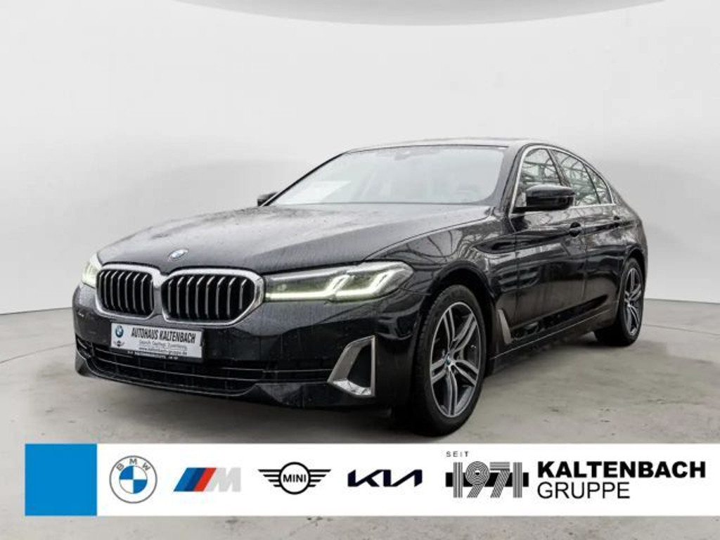 BMW 5 Serie 540 Luxury Line xDrive Sedan 540d