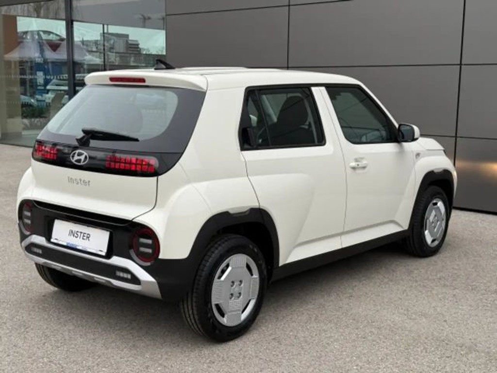 Hyundai INSTER