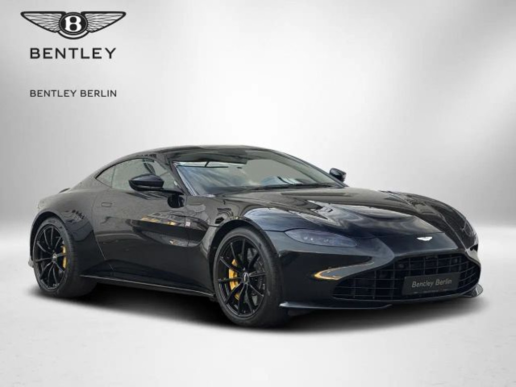 Aston Martin V8