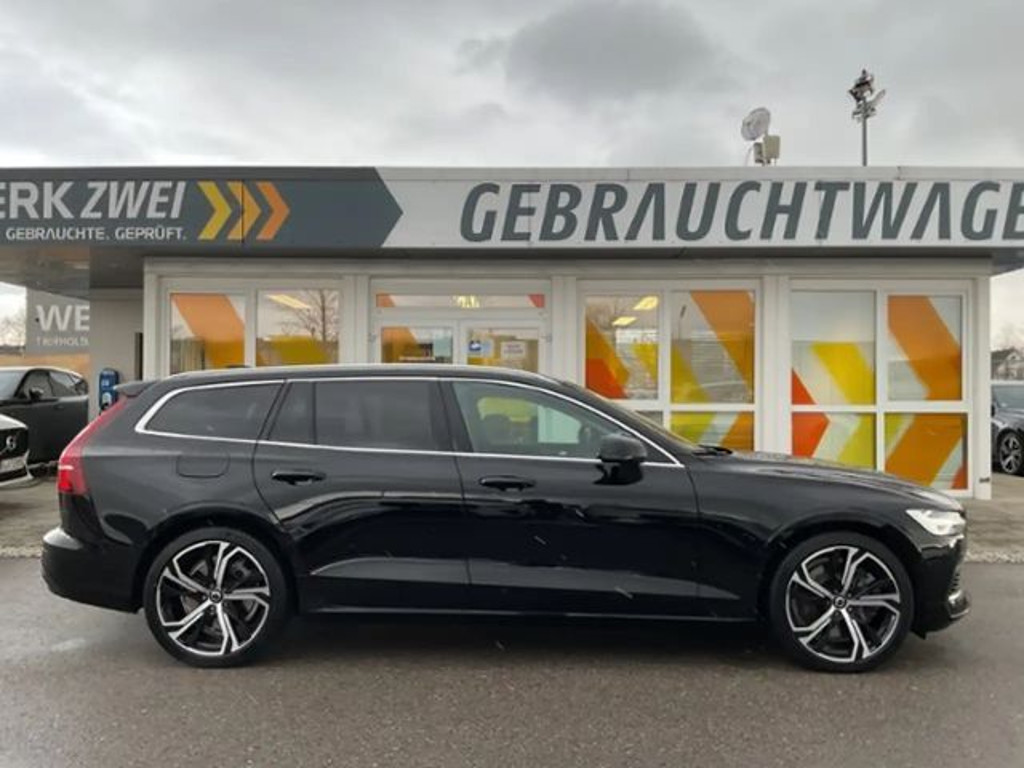 Volvo V60 AWD T8 Ultimate Bright