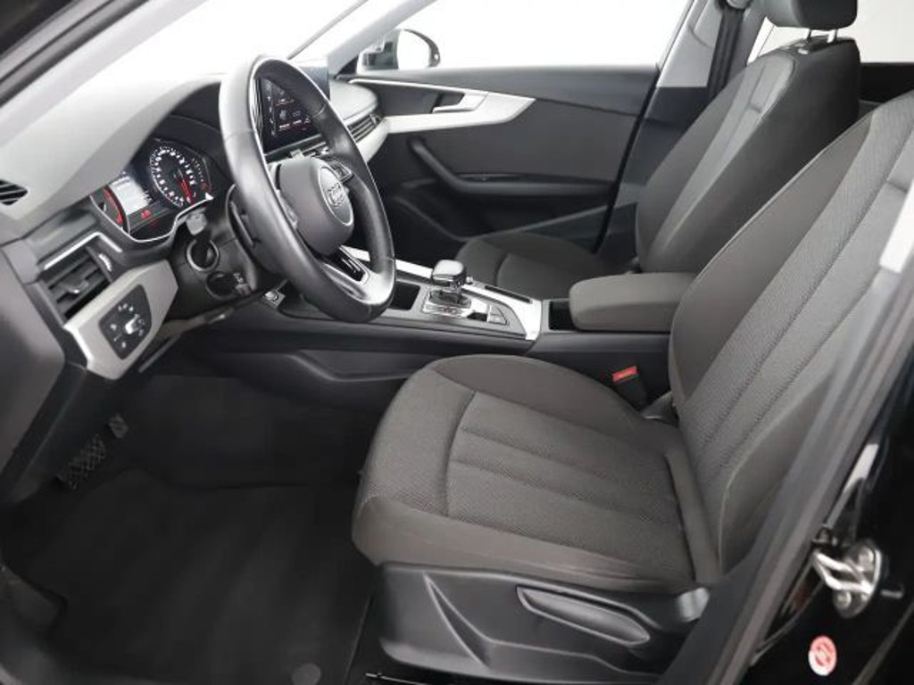 Audi A4 35 TFSI