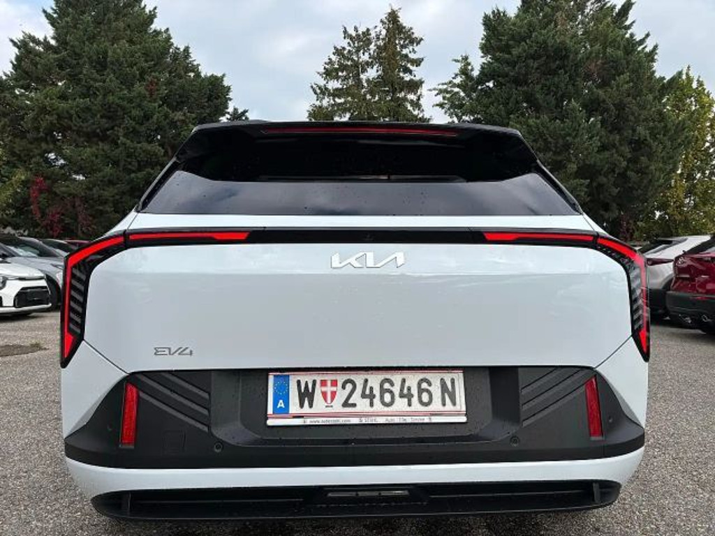 Kia EV4