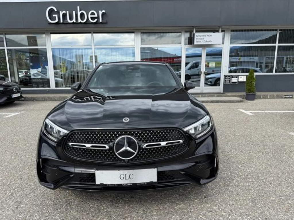 Mercedes-Benz GLC-Klasse GLC 300 4MATIC AMG Line Coupé