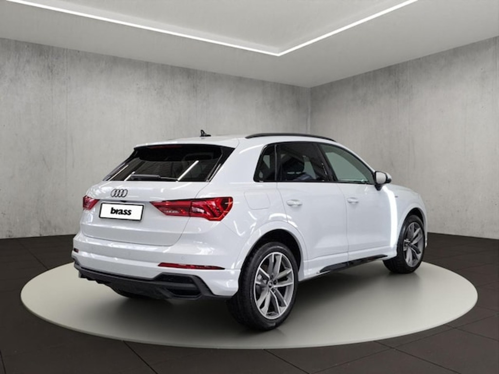 Audi Q3 S-Line S-Tronic 35 TDI