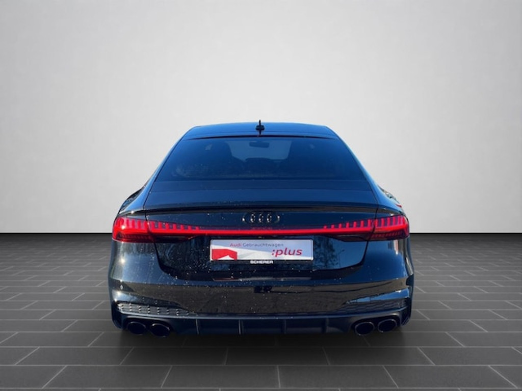 Audi S7