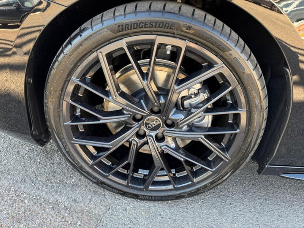 Audi A6 e-tron Quattro Edition