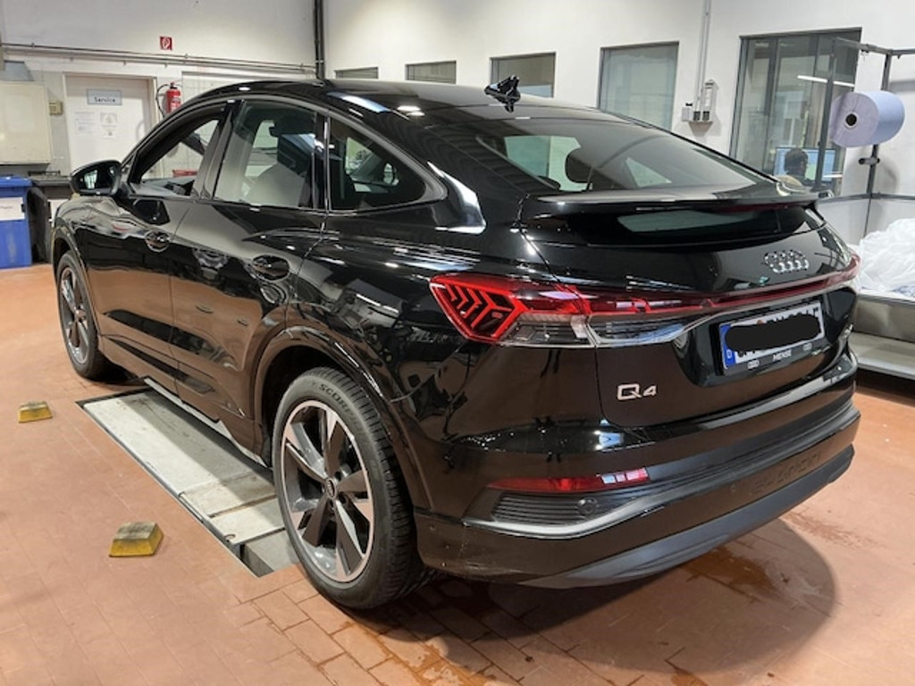 Audi Q4 e-tron