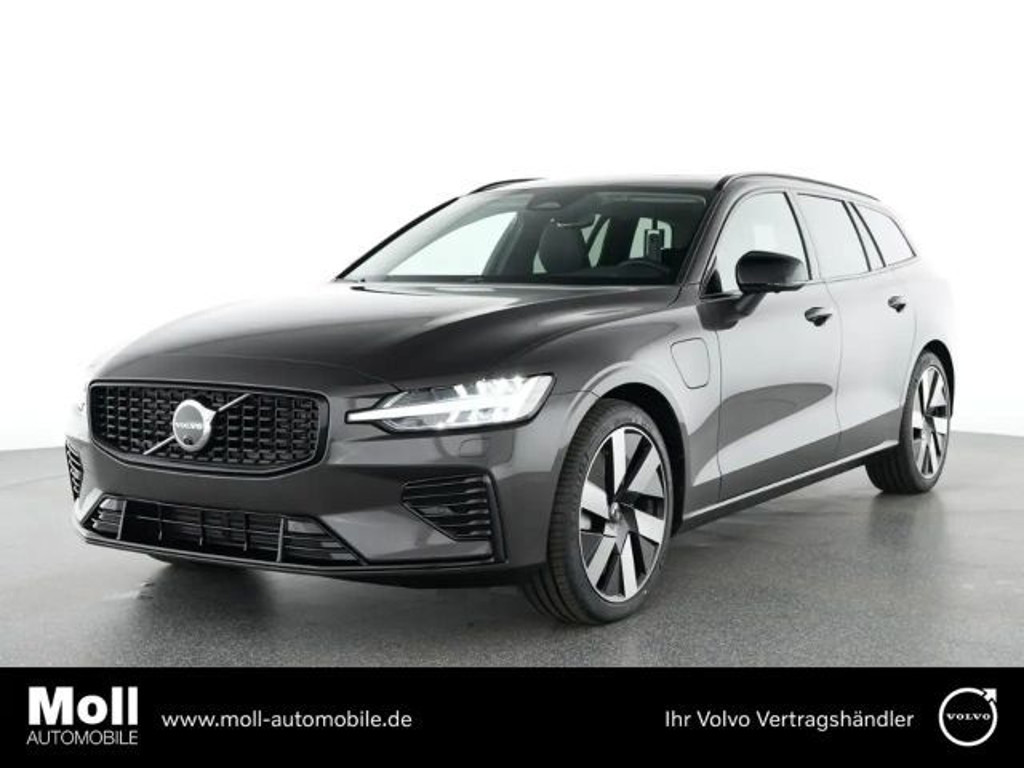 Volvo V60 AWD Hybrid Recharge Plus Dark