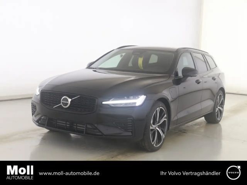 Volvo V60 AWD Hybrid Recharge Plus Dark