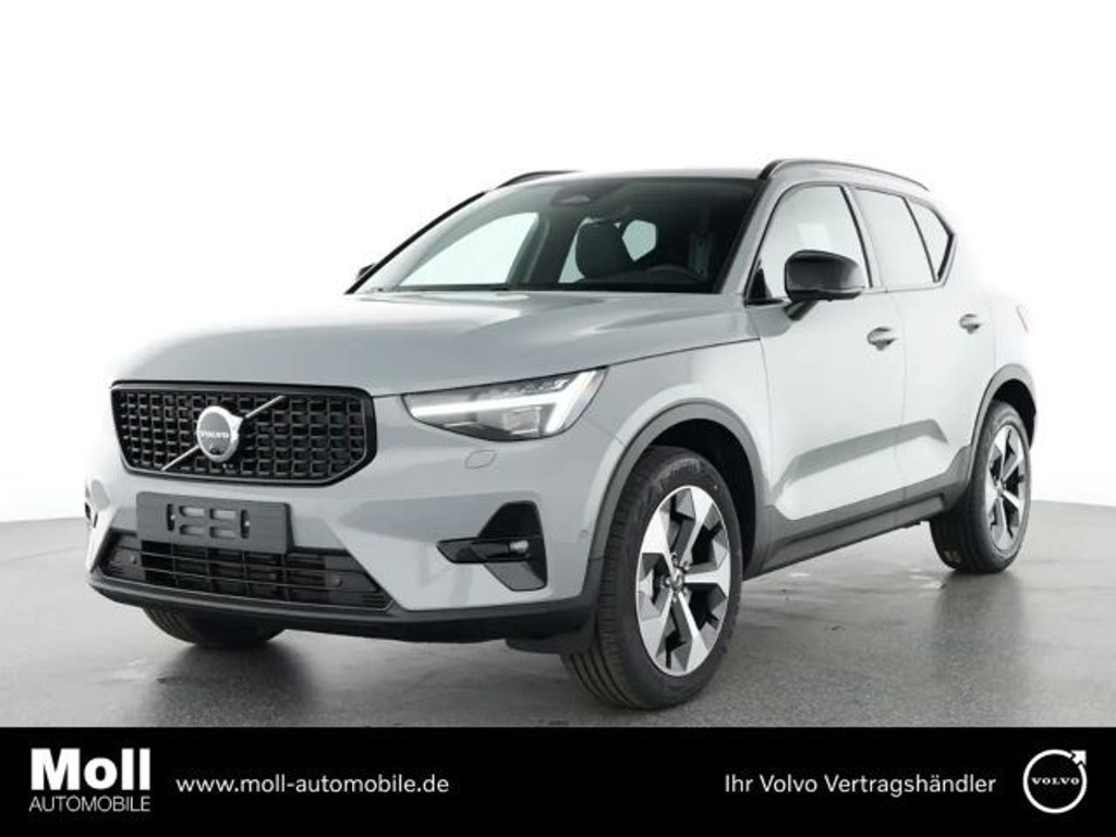 Volvo XC40 Plus Dark