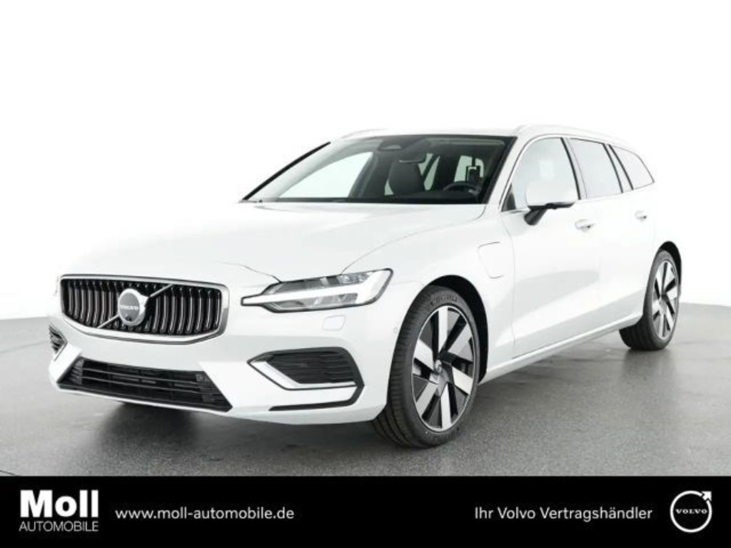 Volvo V60 AWD Hybrid Recharge Plus Bright