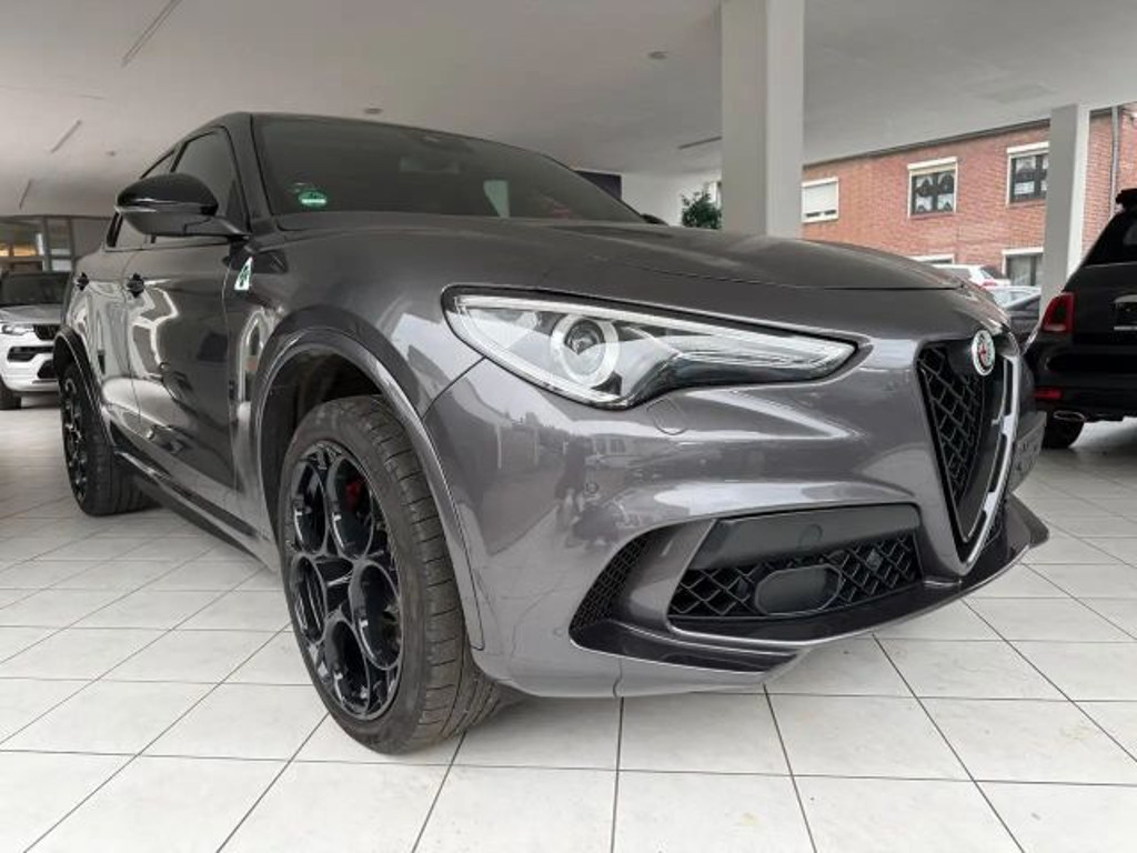 Alfa Romeo Stelvio Quadrifoglio Q4