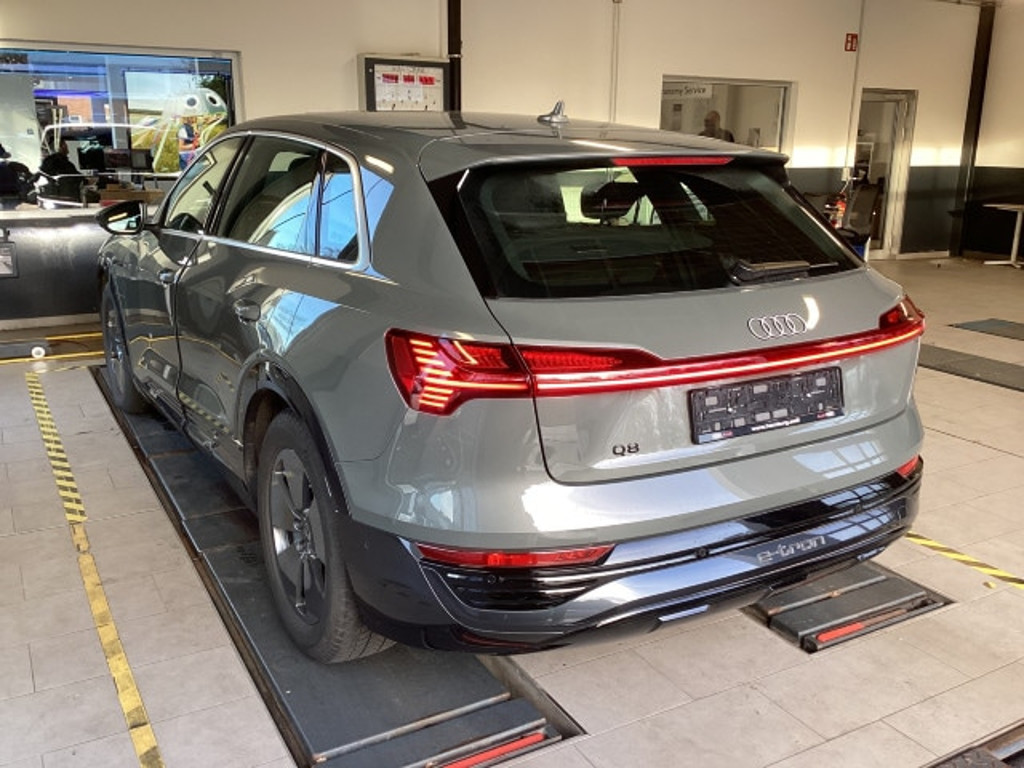 Audi Q8 e-tron