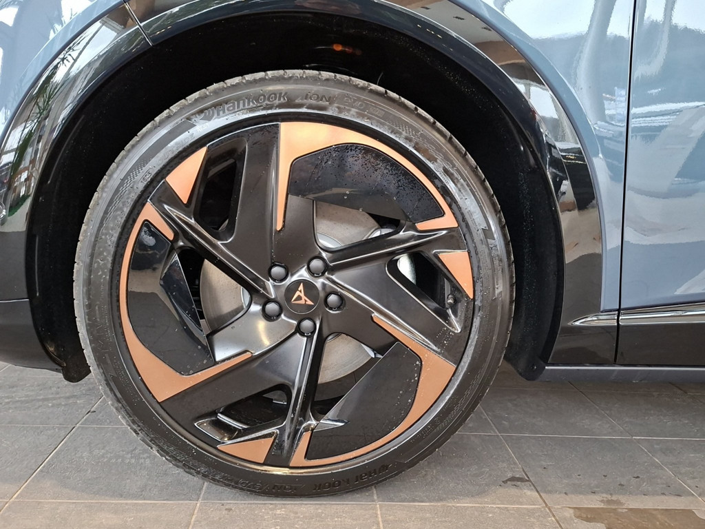 Cupra Tavascan