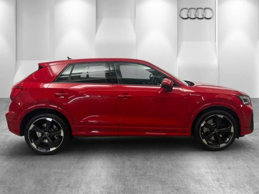 Audi SQ2