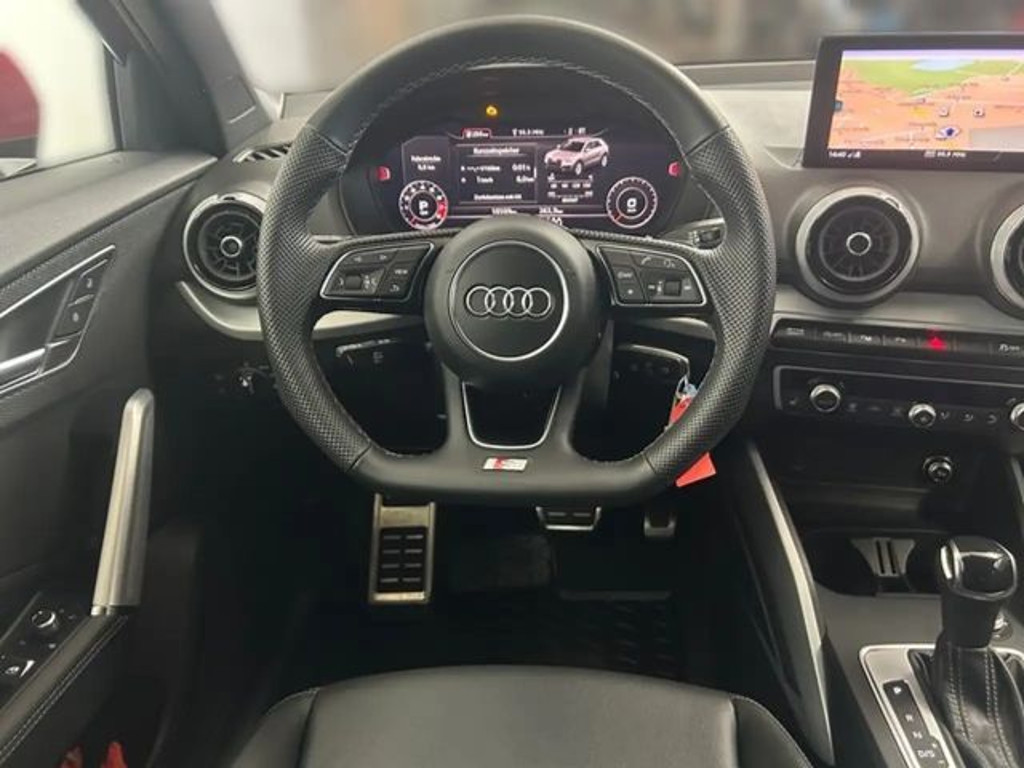 Audi SQ2